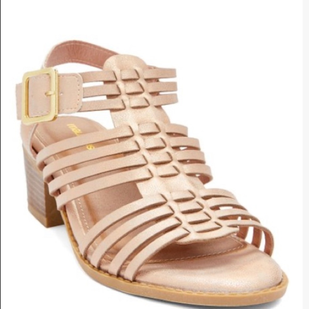 NWT, never worn Rose gold wedges. Size 6.5